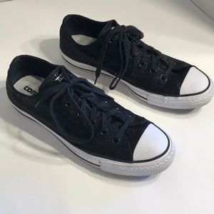 Converse size 10